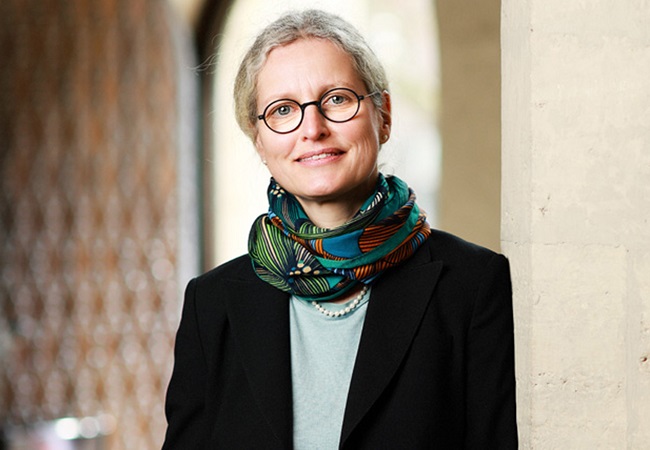 Foto von Dompredigerin Cornelia Götz